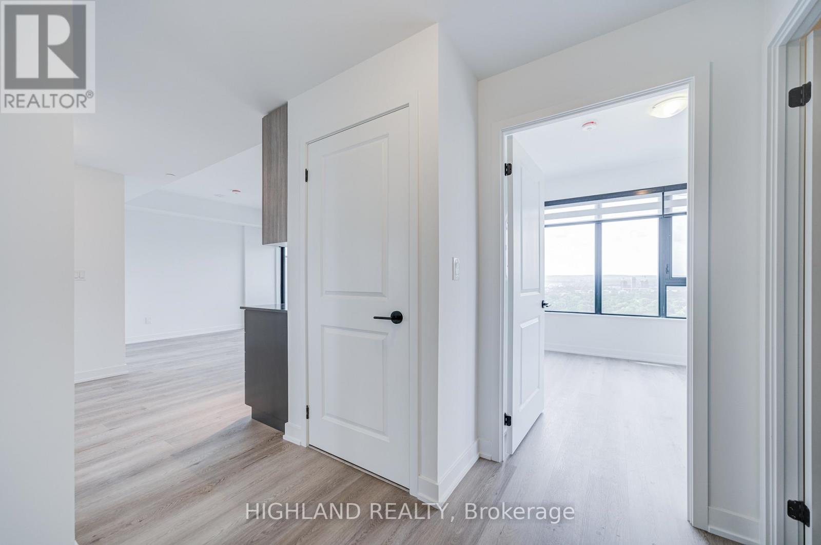 2402 - 2075 Lakeshore Road, Burlington, Ontario  L7R 0H3 - Photo 13 - W13231898