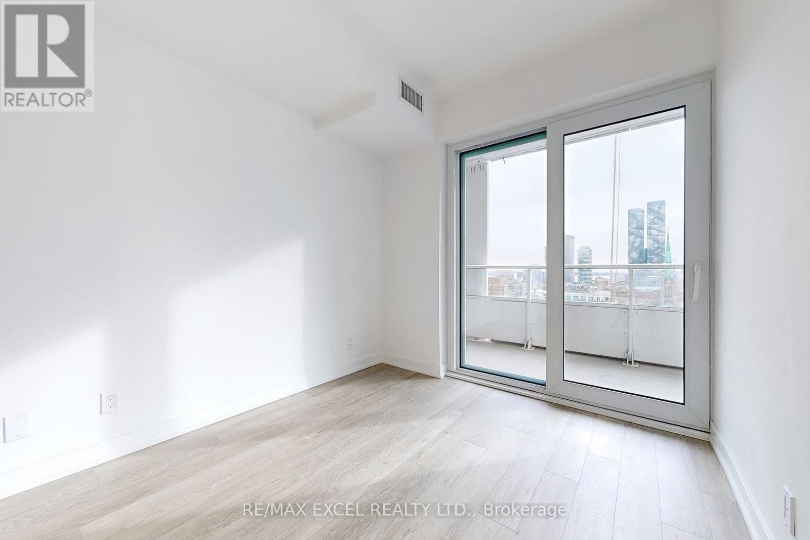 1710 - 88 Queen Street E, Toronto, Ontario L3T 0C7 - Photo 8 - C13514064