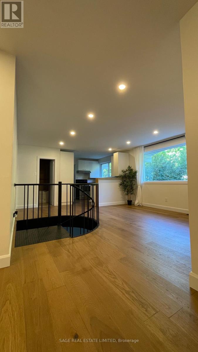 130 Neville Park Boulevard, Toronto, Ontario  M4E 3P8 - Photo 9 - E13514000