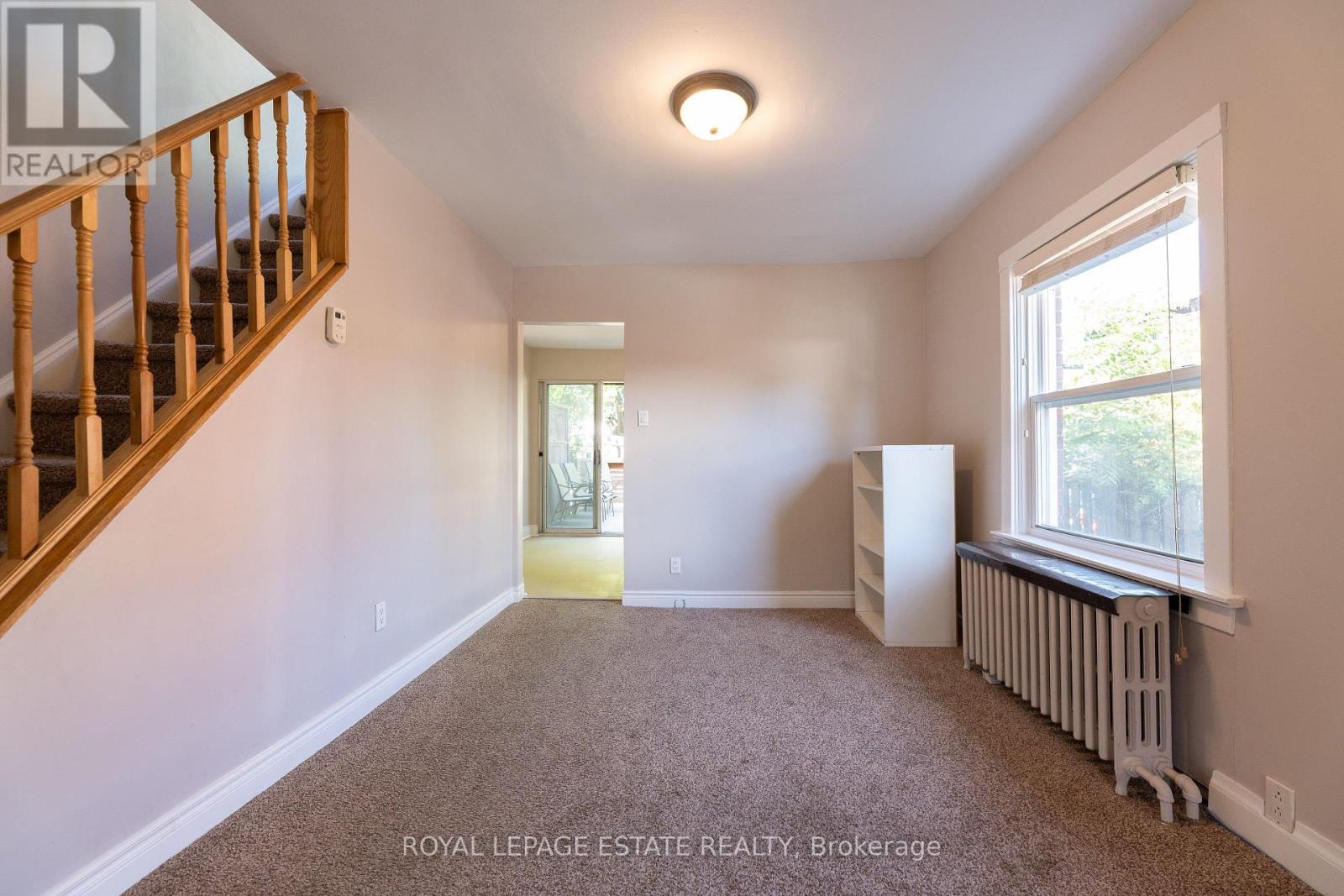 326 Monarch Park Avenue, Toronto, Ontario M4J 4T1 - Photo 5 - E13514122
