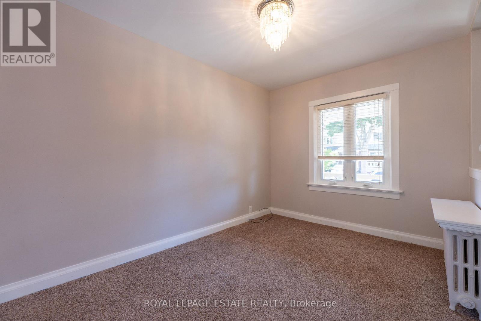 326 Monarch Park Avenue, Toronto, Ontario M4J 4T1 - Photo 6 - E13514122