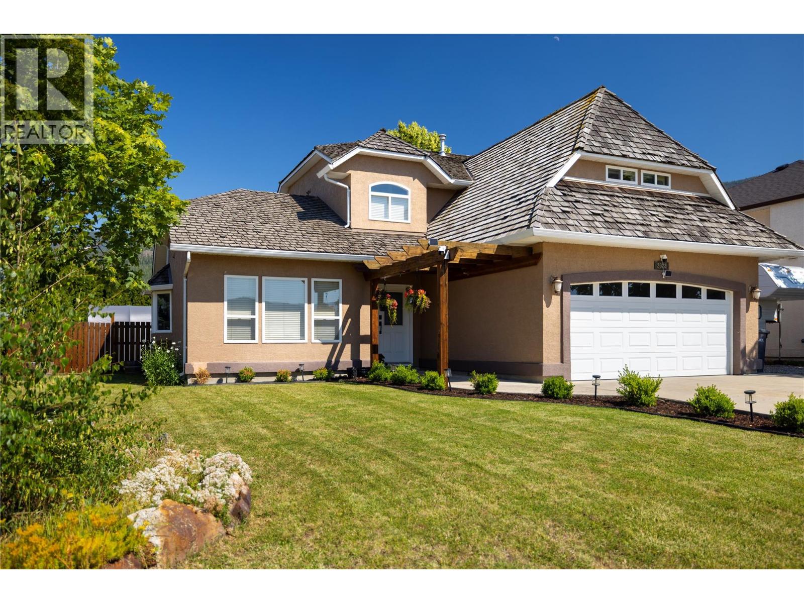 2028 Okanagan Street, Armstrong, British Columbia