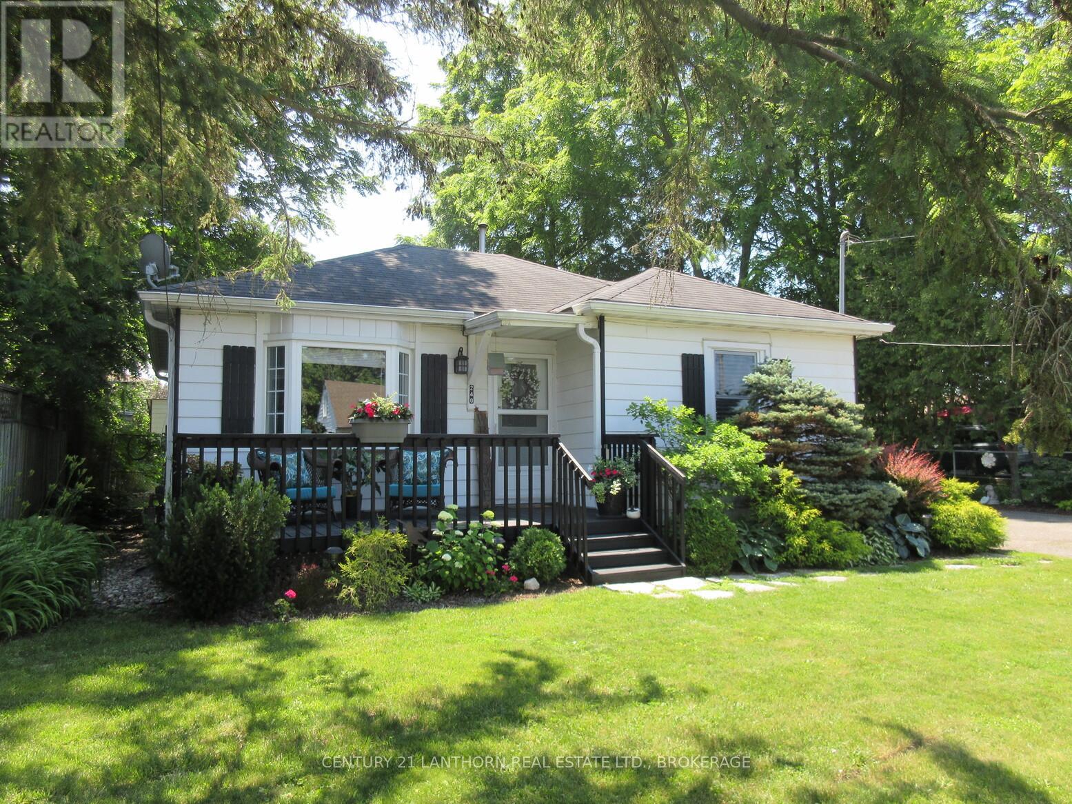 240 Thomas Street W, Greater Napanee, Ontario  K7R 2H9 - Photo 1 - X13514212