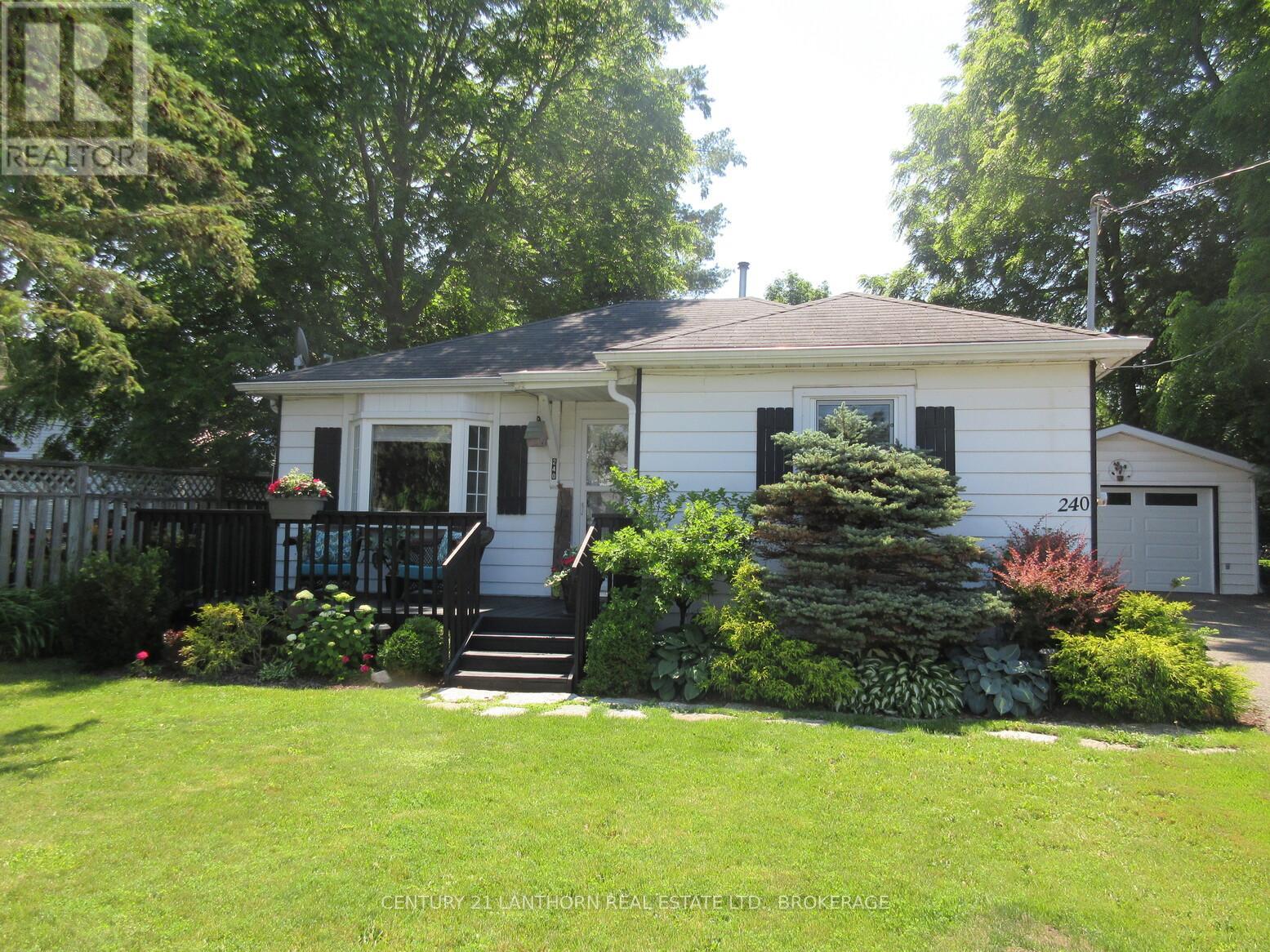 240 Thomas Street W, Greater Napanee, Ontario  K7R 2H9 - Photo 2 - X13514212