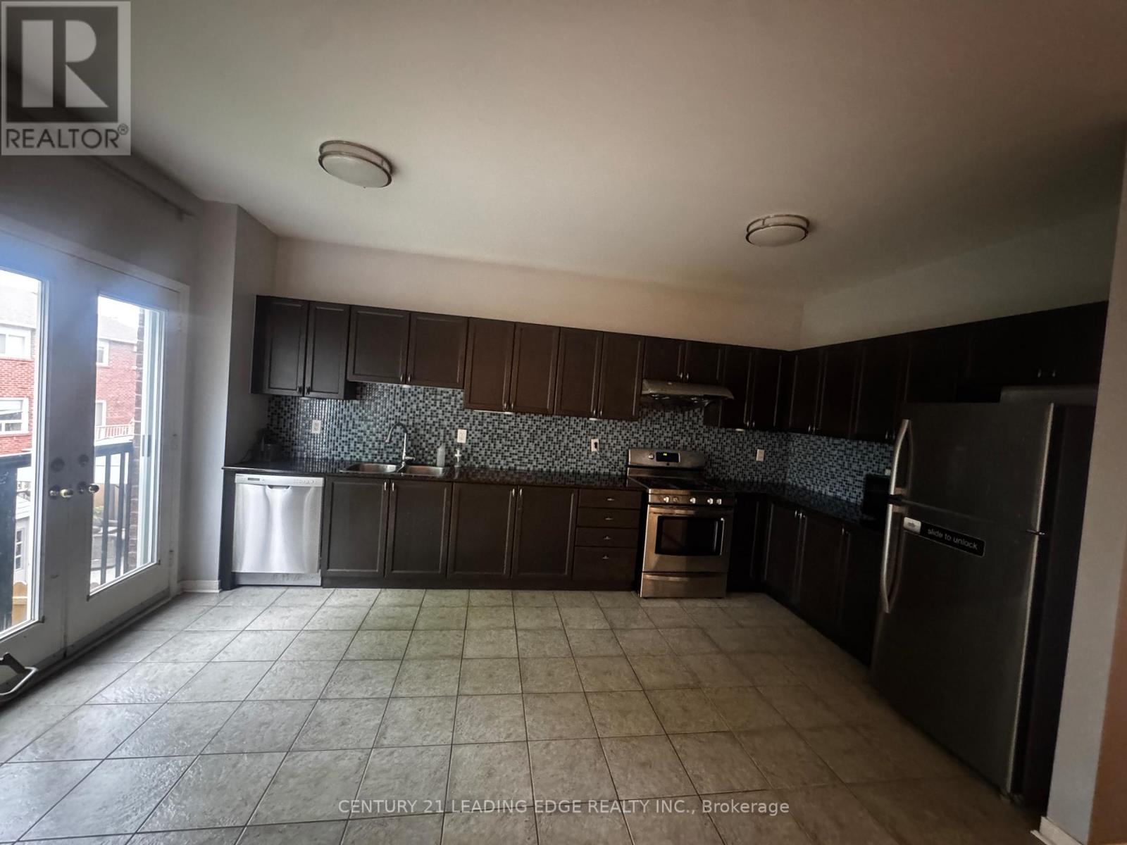 Upper - 13 Prince William Drive, Markham, Ontario L3R 7V5 - Photo 10 - N13514126