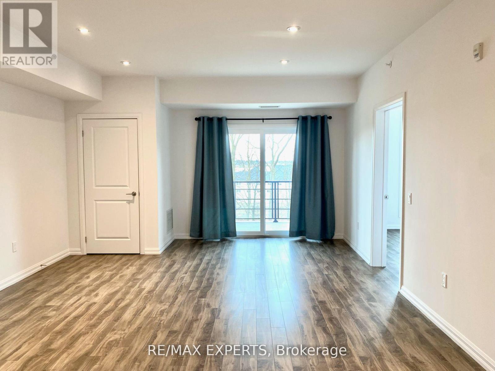 306 - 302 Essa Road, Barrie (Ardagh), Ontario L4N 6X3 - Photo 4 - S13514154