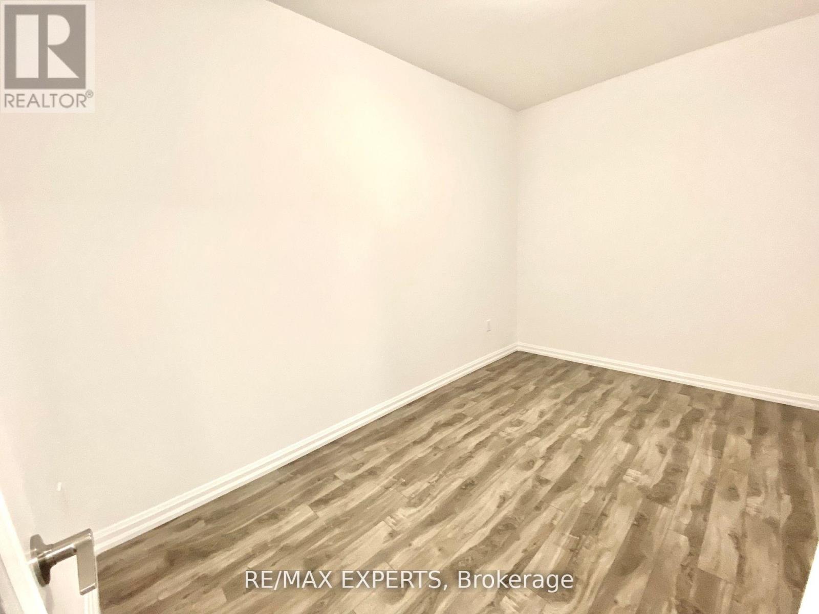 306 - 302 Essa Road, Barrie (Ardagh), Ontario L4N 6X3 - Photo 8 - S13514154