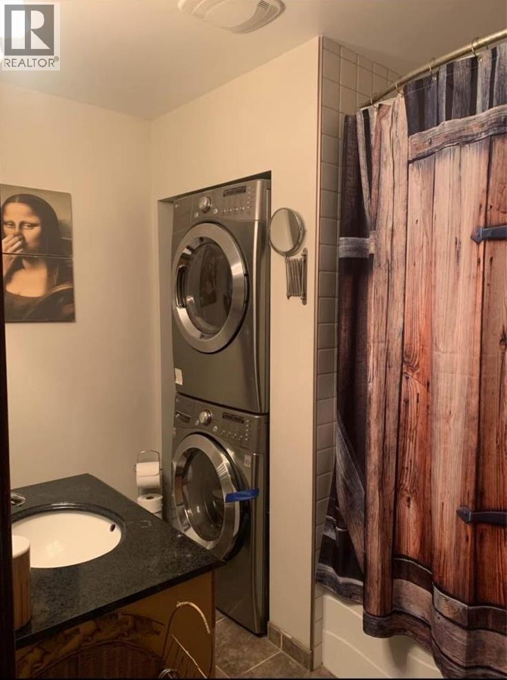 410 Milton Road, Kelowna, British Columbia  V1X 1W4 - Photo 3 - 10384789