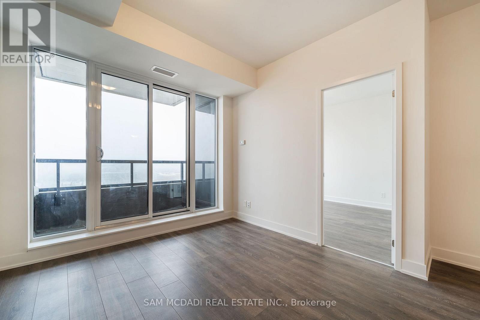 1102 - 297 Oak Walk Drive, Oakville, Ontario  L6H 6Z3 - Photo 12 - W13514148