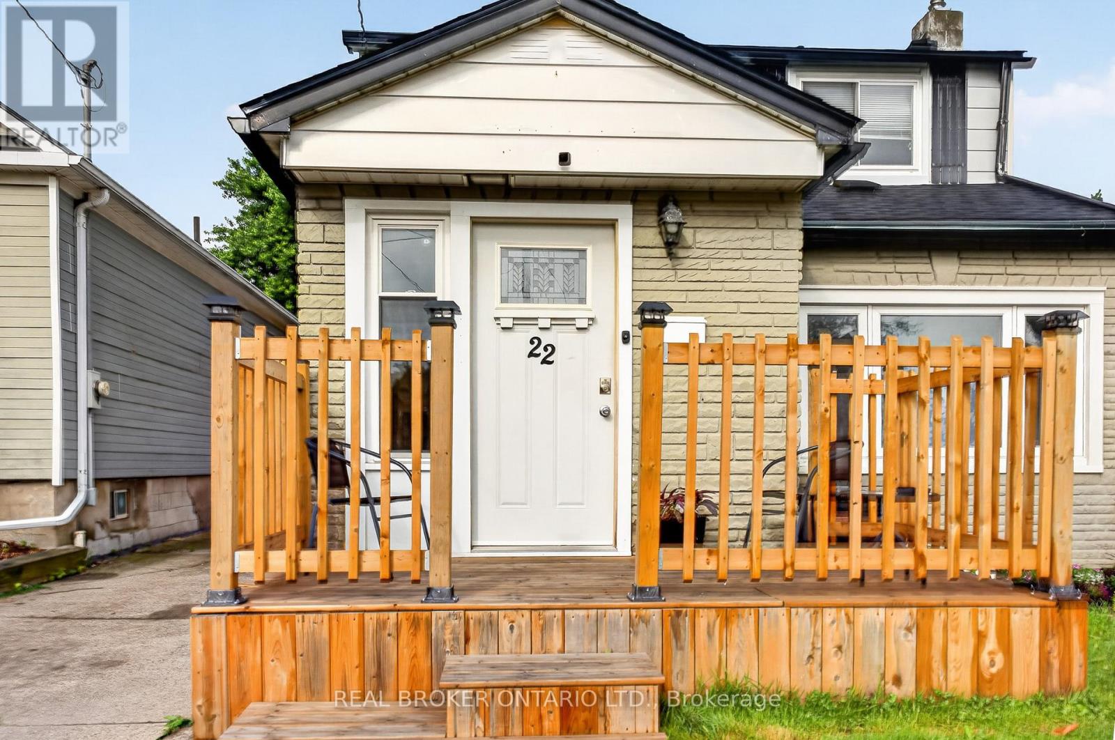 22 Edith Street, St. Catharines, Ontario  L2S 2P7 - Photo 2 - X13514054