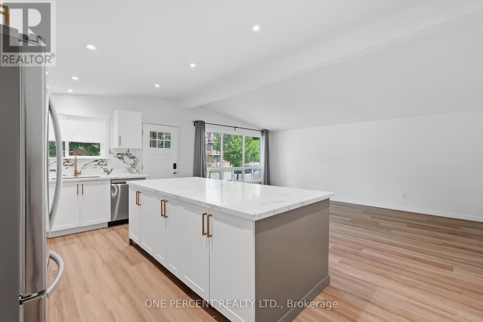 9 Bishopsgate Avenue, Hamilton, Ontario  L8V 3K3 - Photo 11 - X13514116