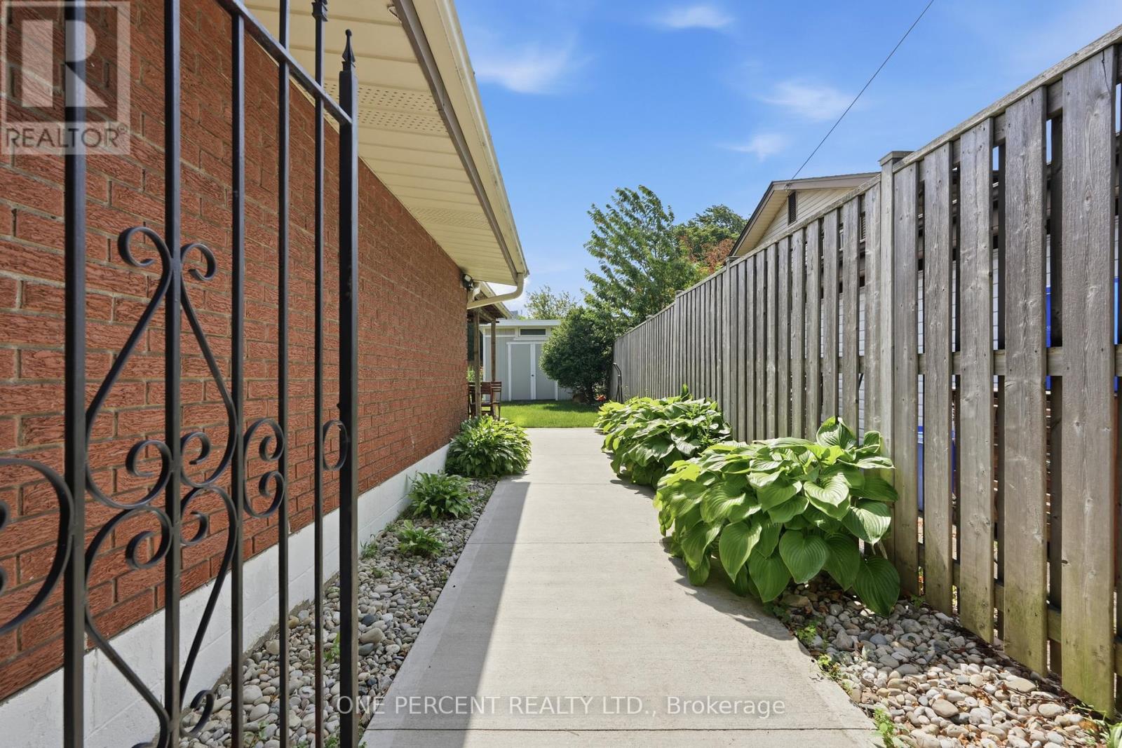 9 Bishopsgate Avenue, Hamilton, Ontario  L8V 3K3 - Photo 23 - X13514116