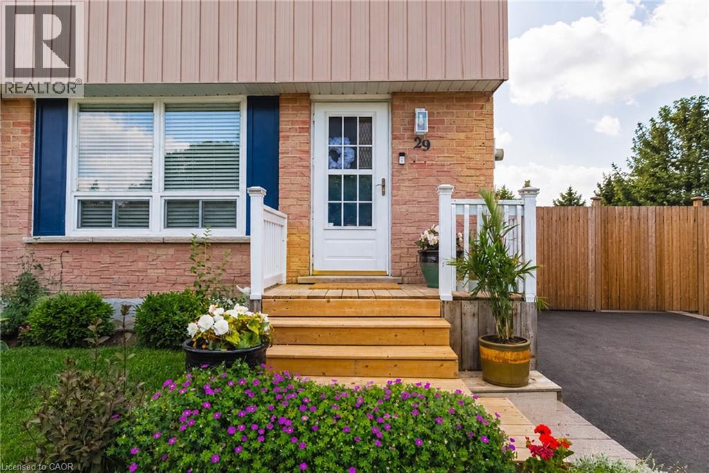 29 Hopewell Crescent, Stoney Creek, Ontario  L8J 1P3 - Photo 3 - 40844699