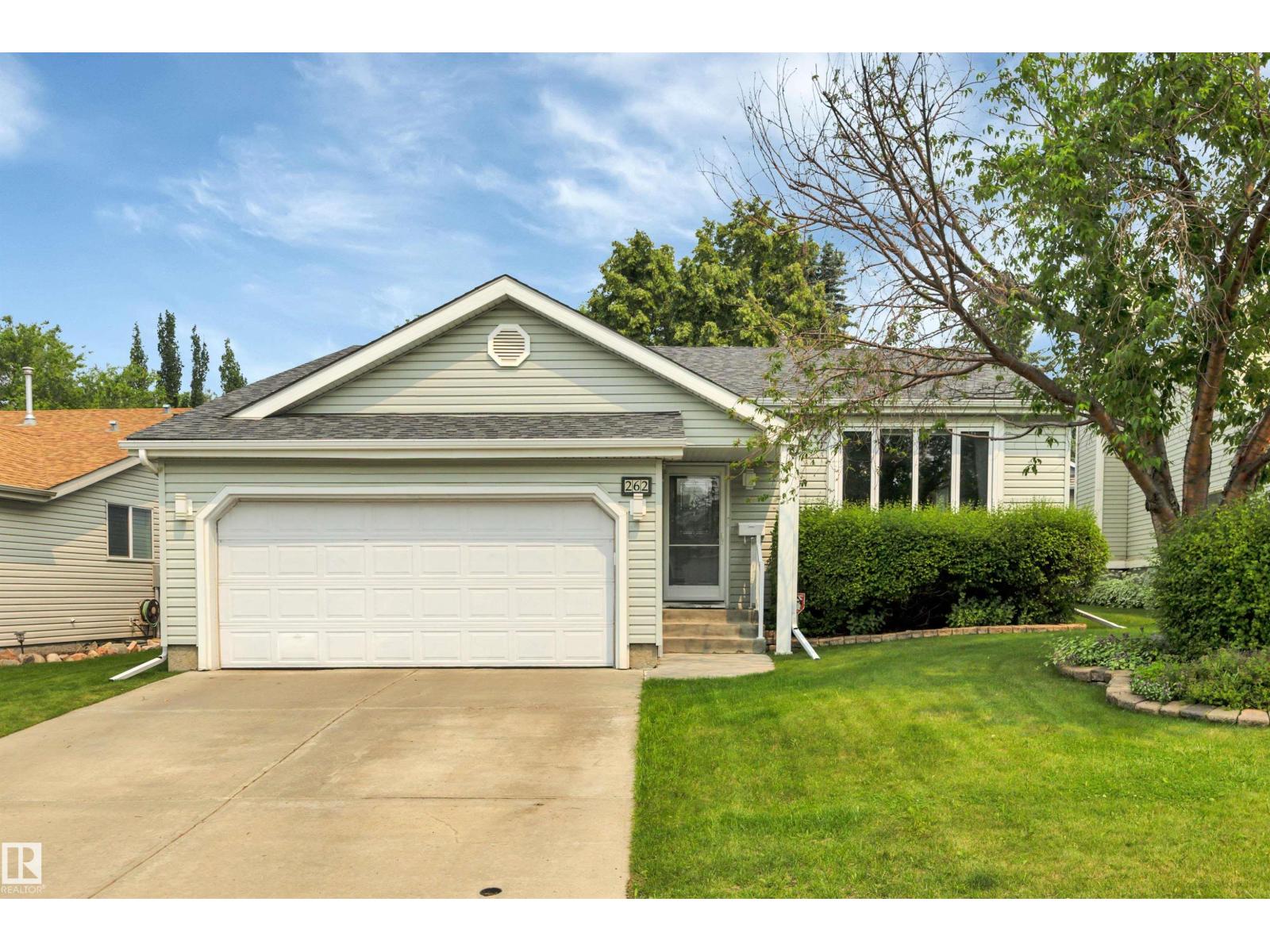 262 Vista Dr, Sherwood Park, Alberta  T8A 4J4 - Photo 1 - E4496717