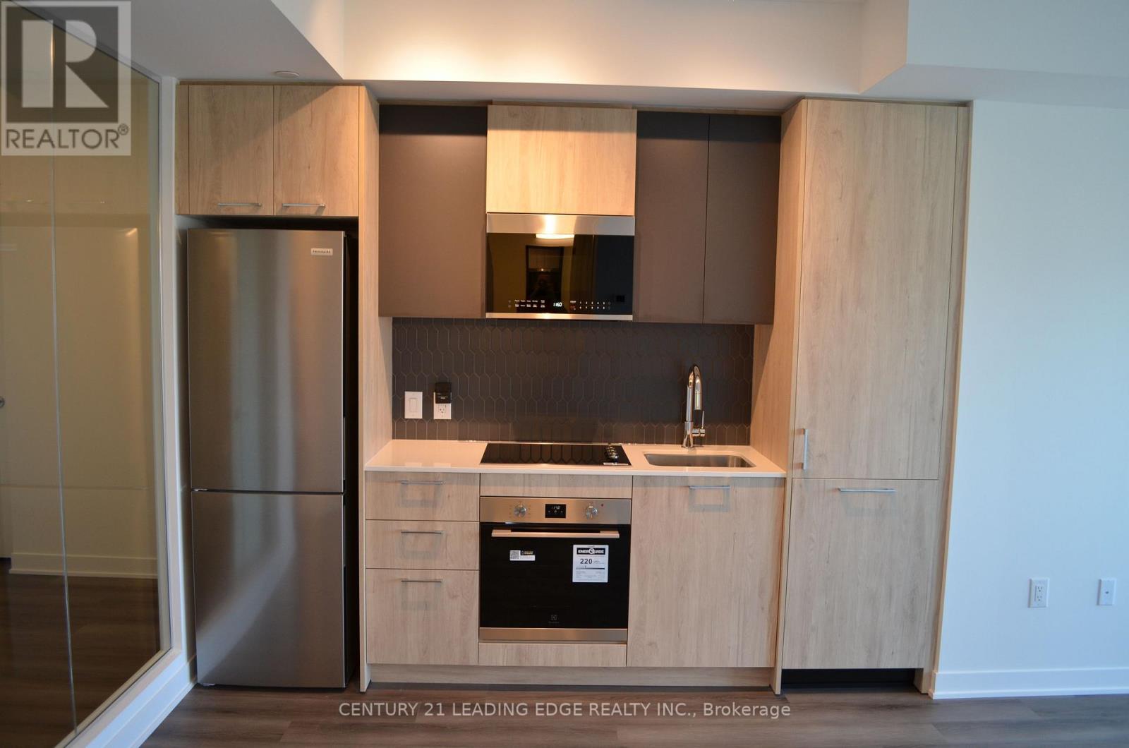 2407 - 10 Oak Street, Toronto, Ontario M5A 0Z1 - Photo 2 - C13514306
