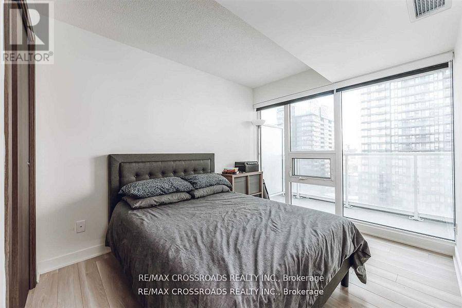 1508 - 17 Bathurst Street, Toronto, Ontario  M5V 0N1 - Photo 8 - C13514320