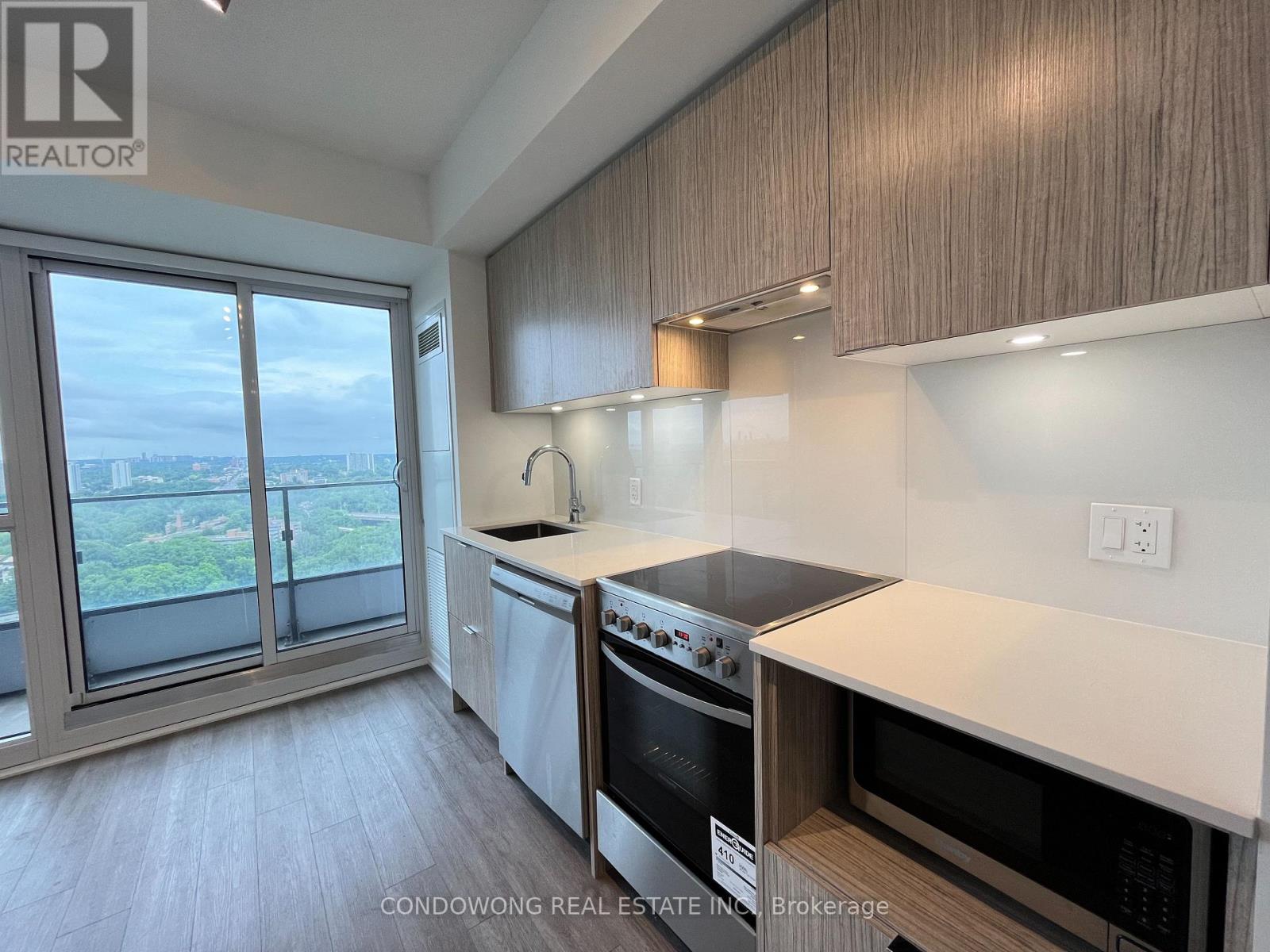 2009 - 395 Bloor Street E, Toronto, Ontario M4W 0B4 - Photo 2 - C13514354
