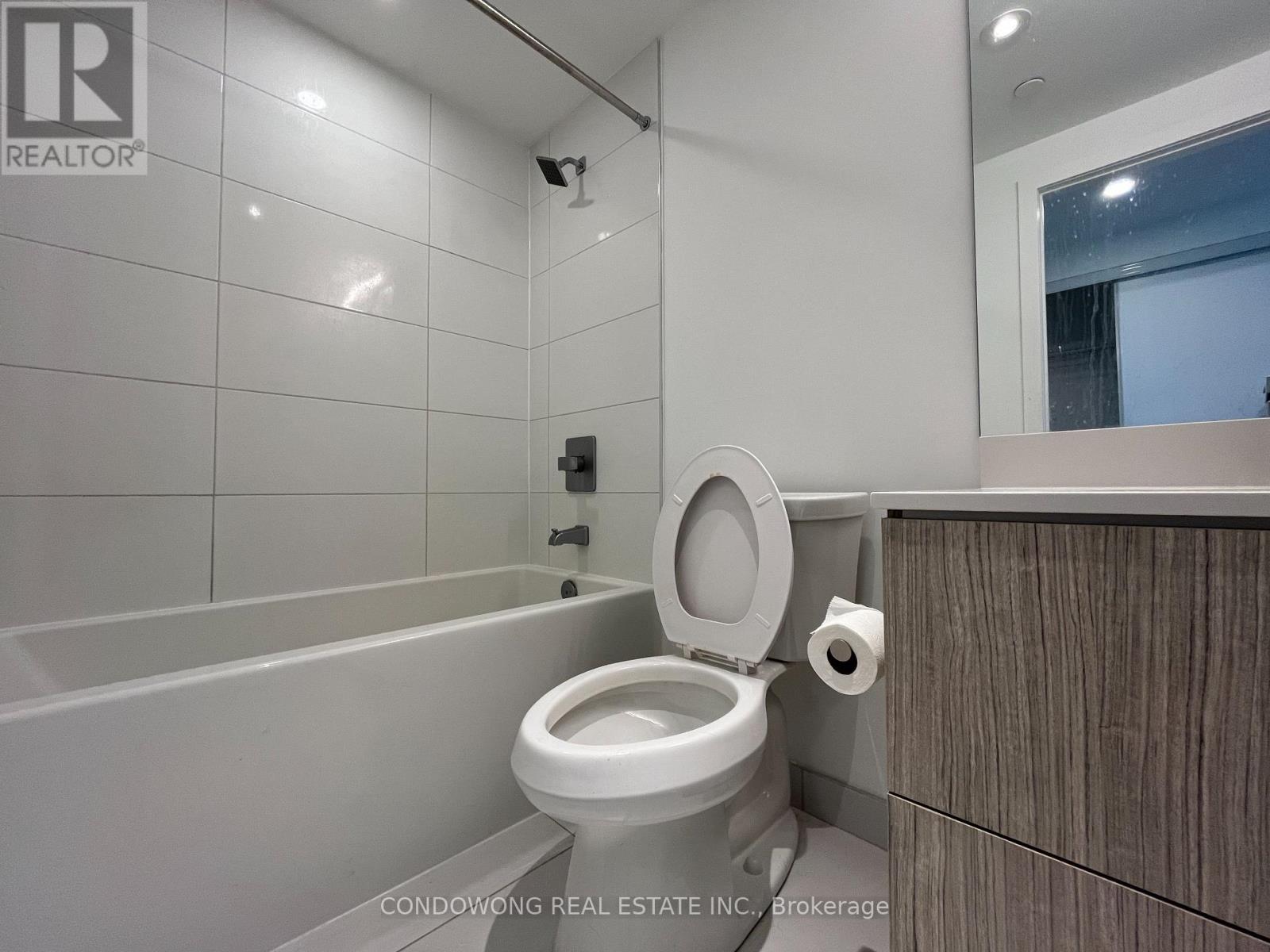 2009 - 395 Bloor Street E, Toronto, Ontario M4W 0B4 - Photo 5 - C13514354