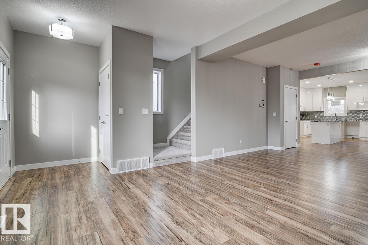 10359 149 St Nw, Edmonton, Alberta  T5P 1L4 - Photo 4 - E4496722