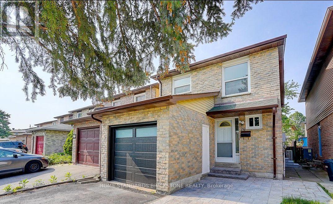 24 Barrington Crescent, Markham, Ontario  L3R 3H3 - Photo 2 - N13514284