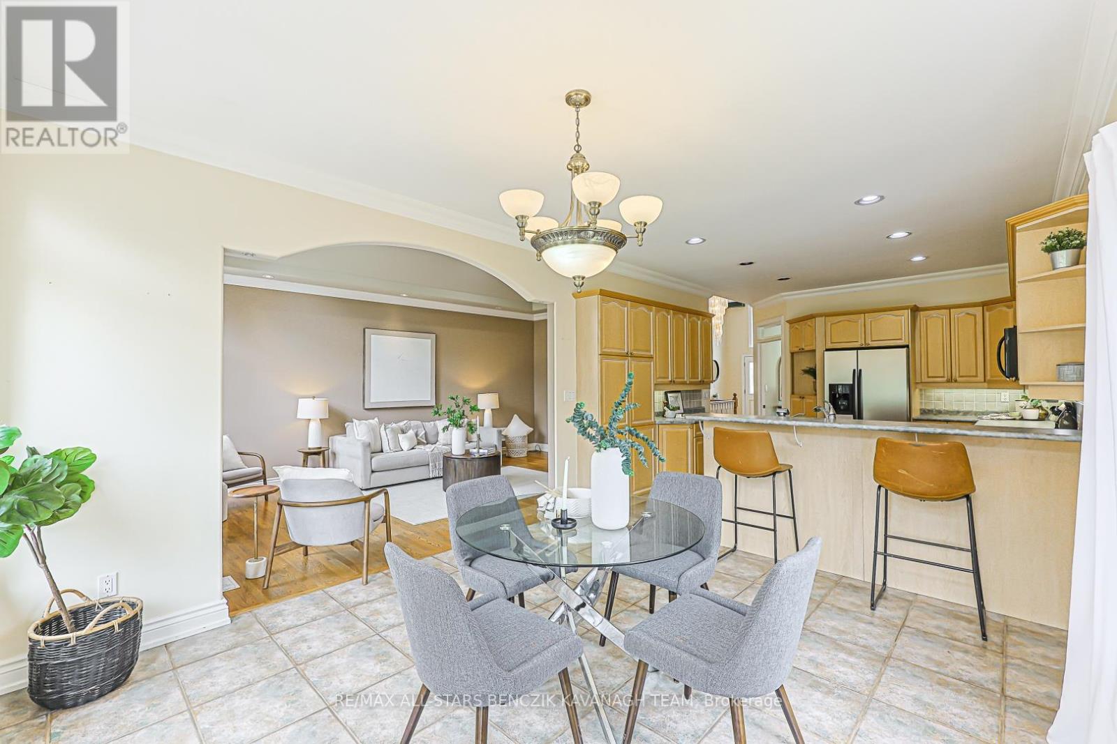 5633 Lakeshore Road, Whitchurch-Stouffville, Ontario  L4A 7X3 - Photo 8 - N13514386