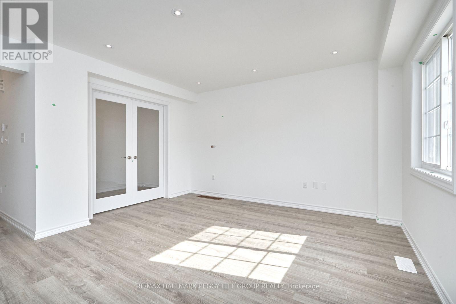 8 Andean Lane, Barrie, Ontario  L9J 0J4 - Photo 4 - S13514318