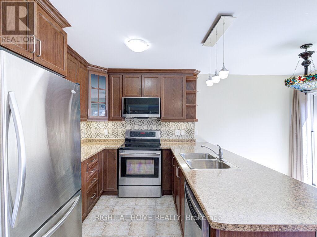 63 Lupo Drive, Hamilton, Ontario  L8B 0V3 - Photo 7 - X13503168