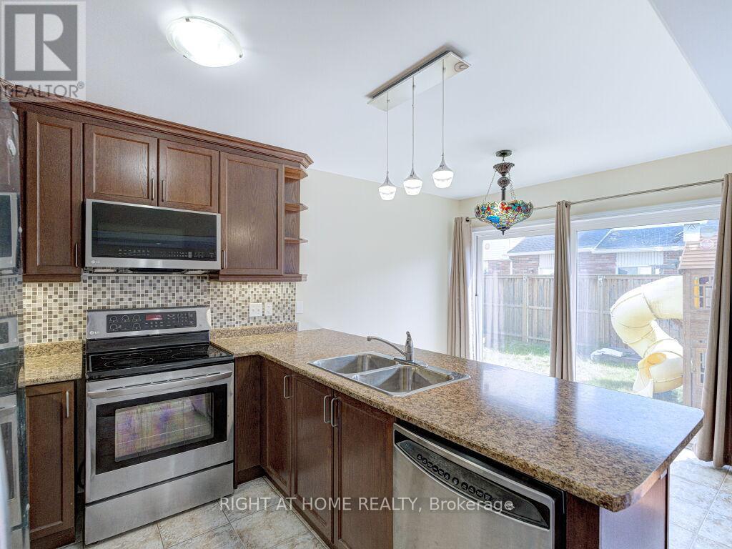 63 Lupo Drive, Hamilton, Ontario  L8B 0V3 - Photo 8 - X13503168