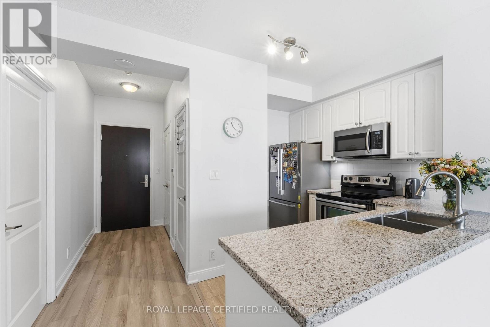 609 - 50 Absolute Avenue, Mississauga, Ontario  L4Z 0A8 - Photo 4 - W13514228