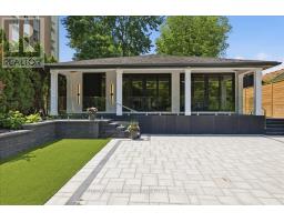160 ALLAN STREET, Oakville, Ontario