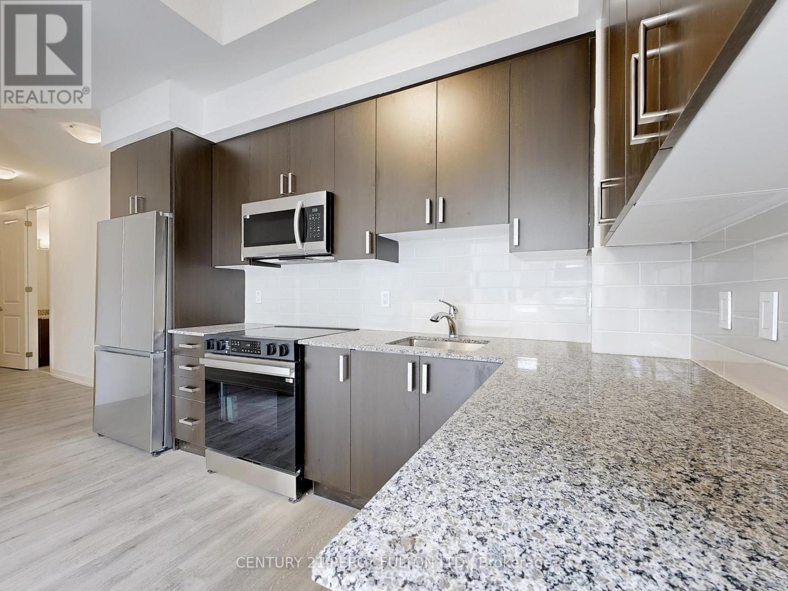 105 - 556 Marlee Avenue, Toronto, Ontario M6B 0B1 - Photo 17 - W13514336