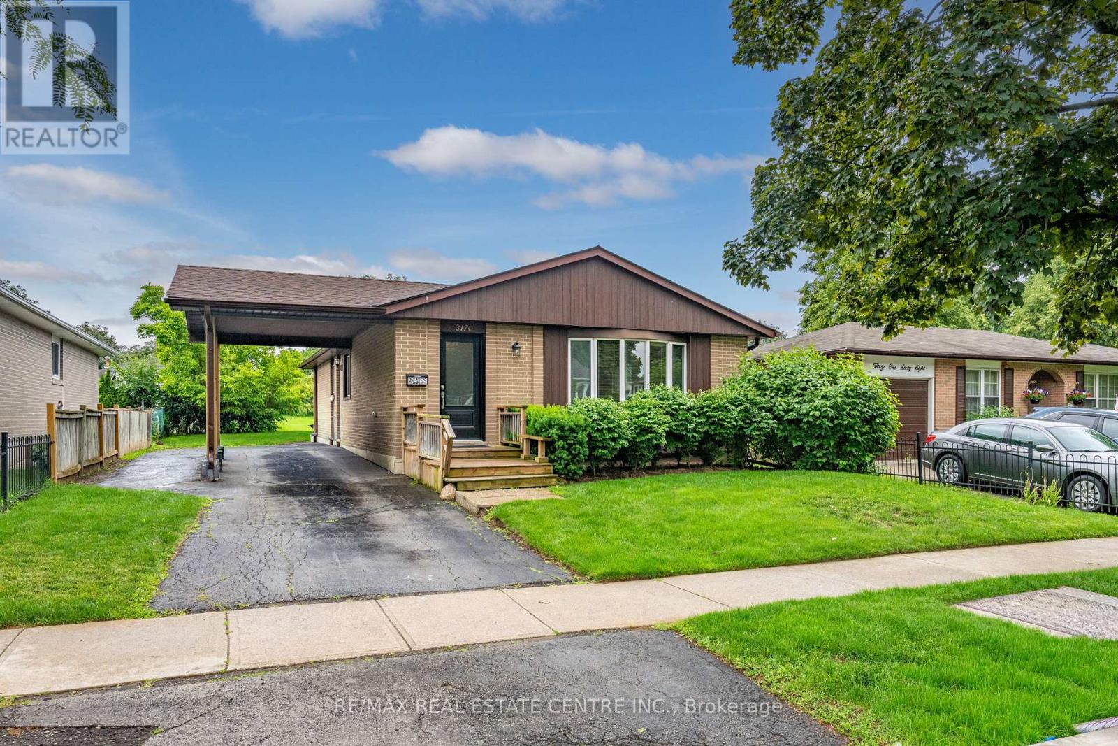 3170 PALMER DRIVE, Burlington, Ontario