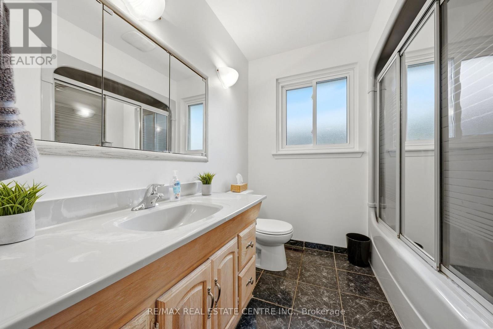 3170 Palmer Drive, Burlington, Ontario  L7M 1L4 - Photo 28 - W13514394