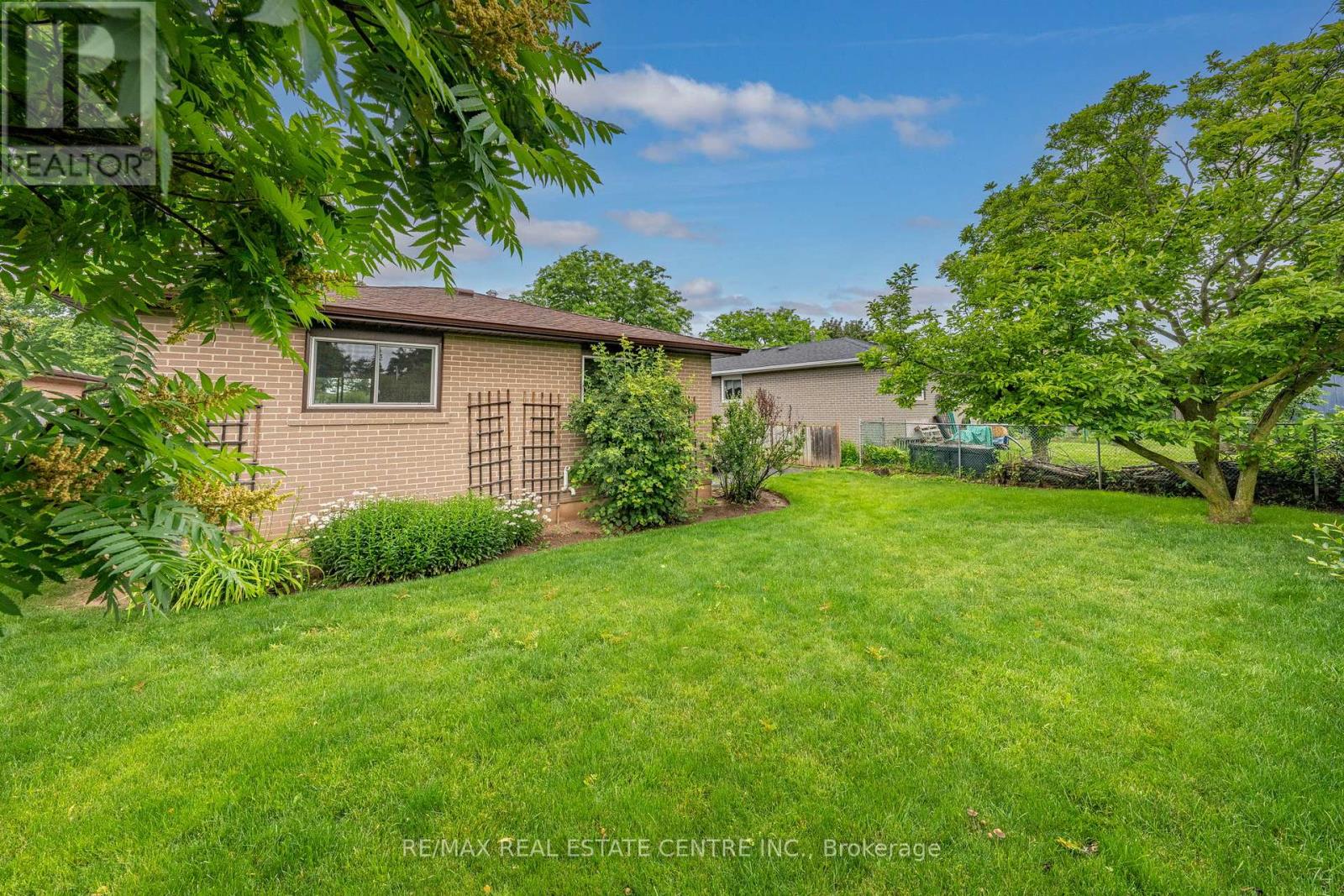 3170 Palmer Drive, Burlington, Ontario  L7M 1L4 - Photo 5 - W13514394