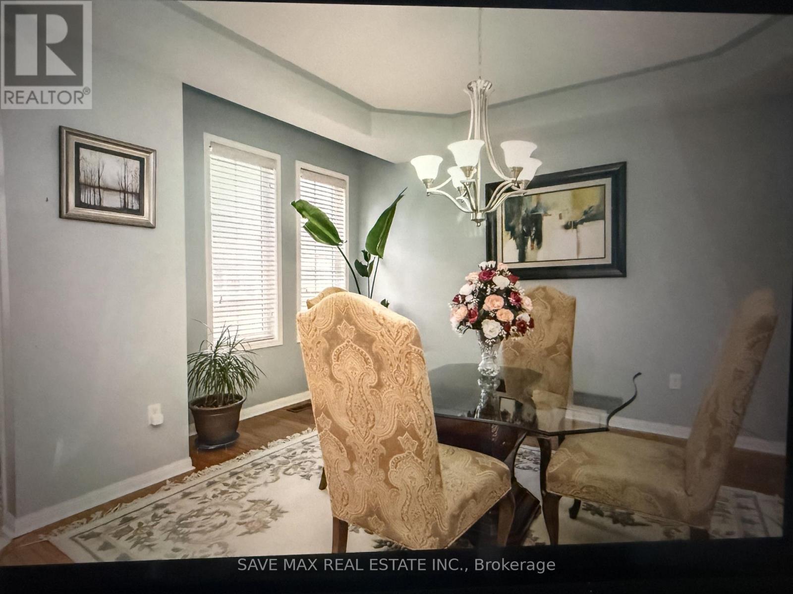 184 Treeline Boulevard, Brampton, Ontario  L6P 1E8 - Photo 8 - W13514414