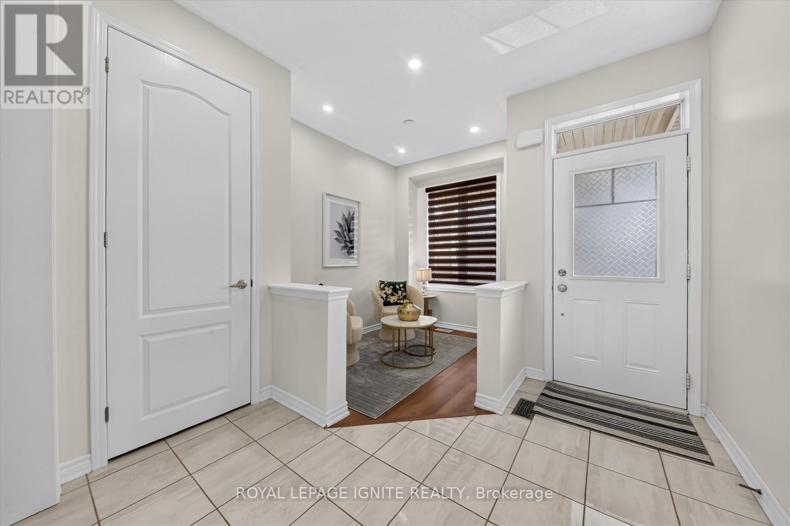 39 Feeder Street, Brampton, Ontario  L7A 4T9 - Photo 7 - W13514424