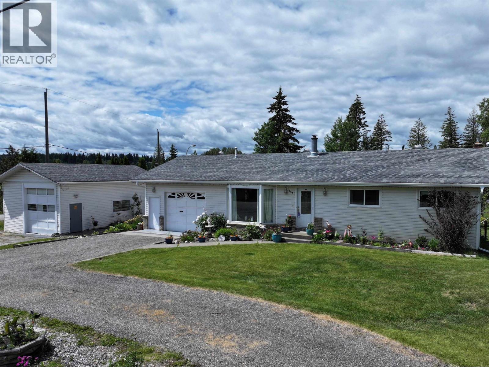 1541 Beach Crescent, Quesnel, British Columbia  V2J 4J5 - Photo 5 - R3141625