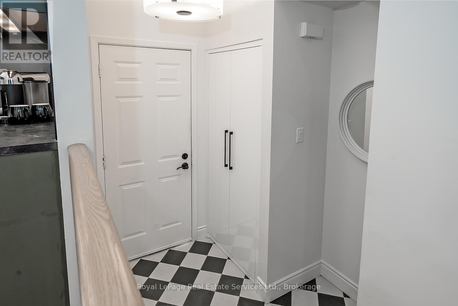 65 Normandy Place, Oakville, Ontario  L6K 1R9 - Photo 2 - W13514594