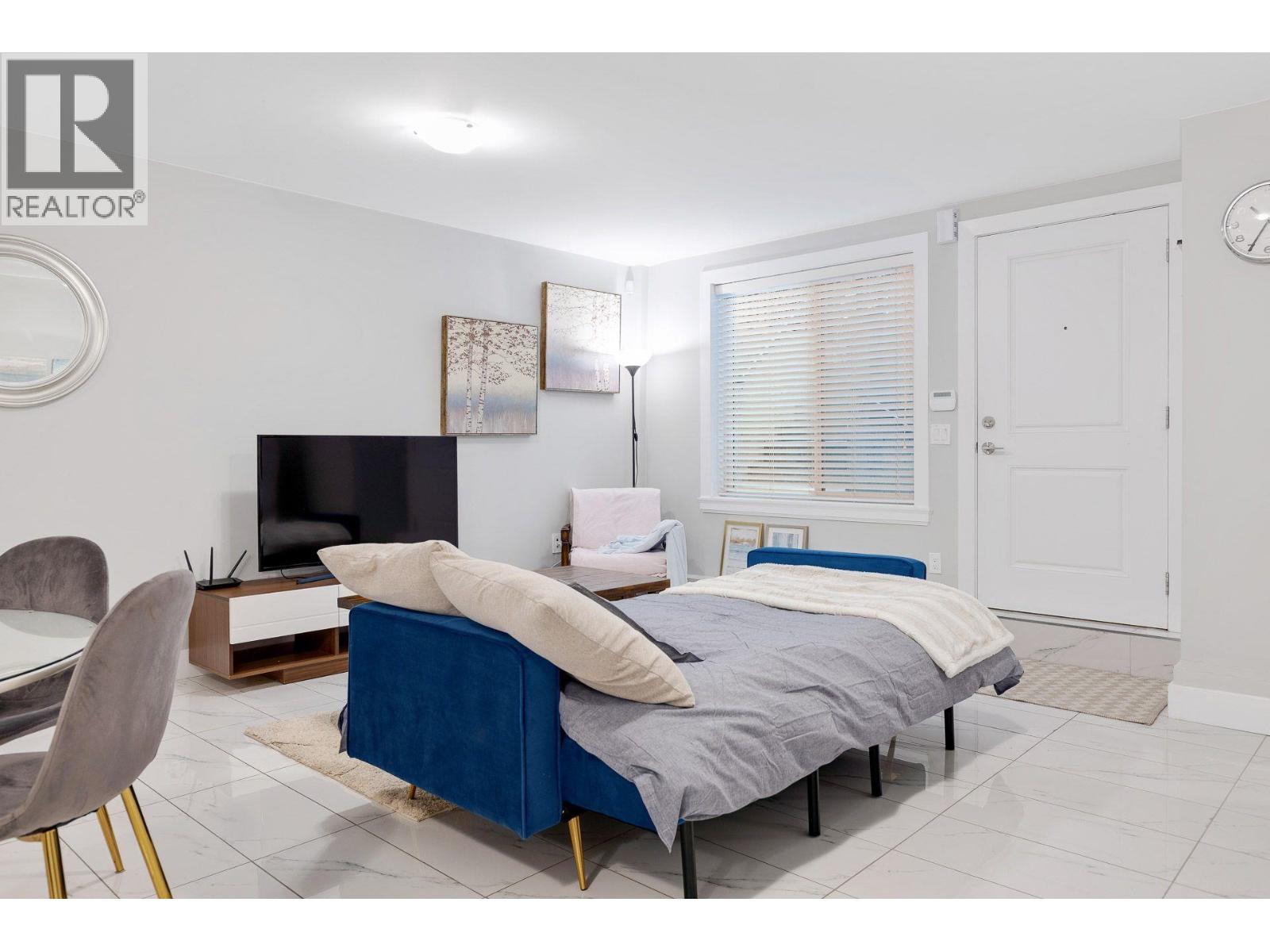 20xx EDINBURGH STREET, New Westminster