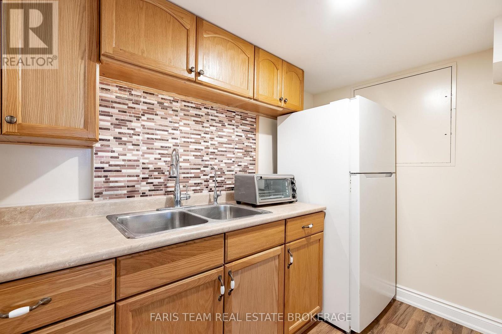 24 Shortreed Court, Barrie, Ontario  L4N 7H8 - Photo 23 - S13512996