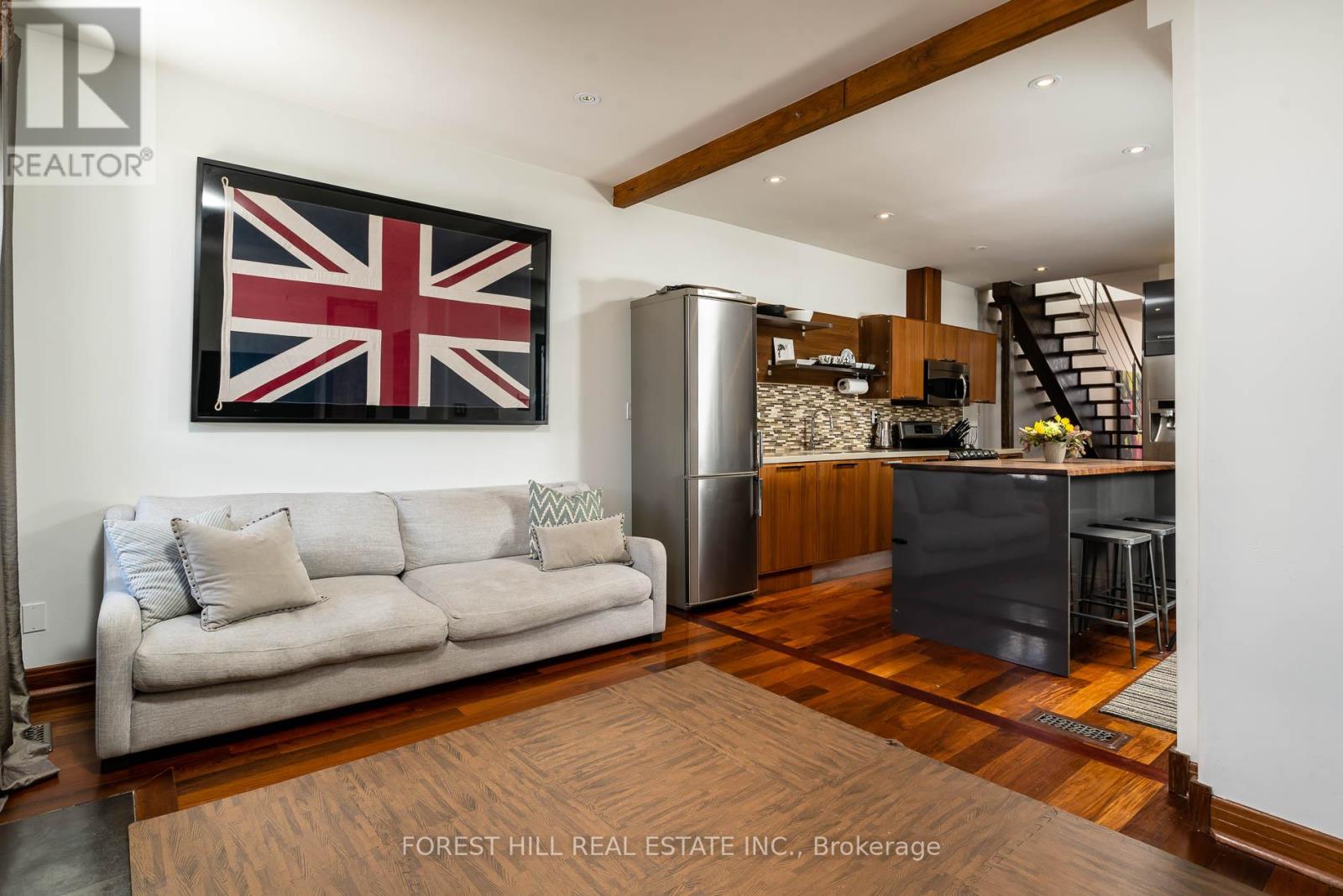 80 NORTHCOTE AVENUE Toronto (Little Portugal), ON M6J 3K3