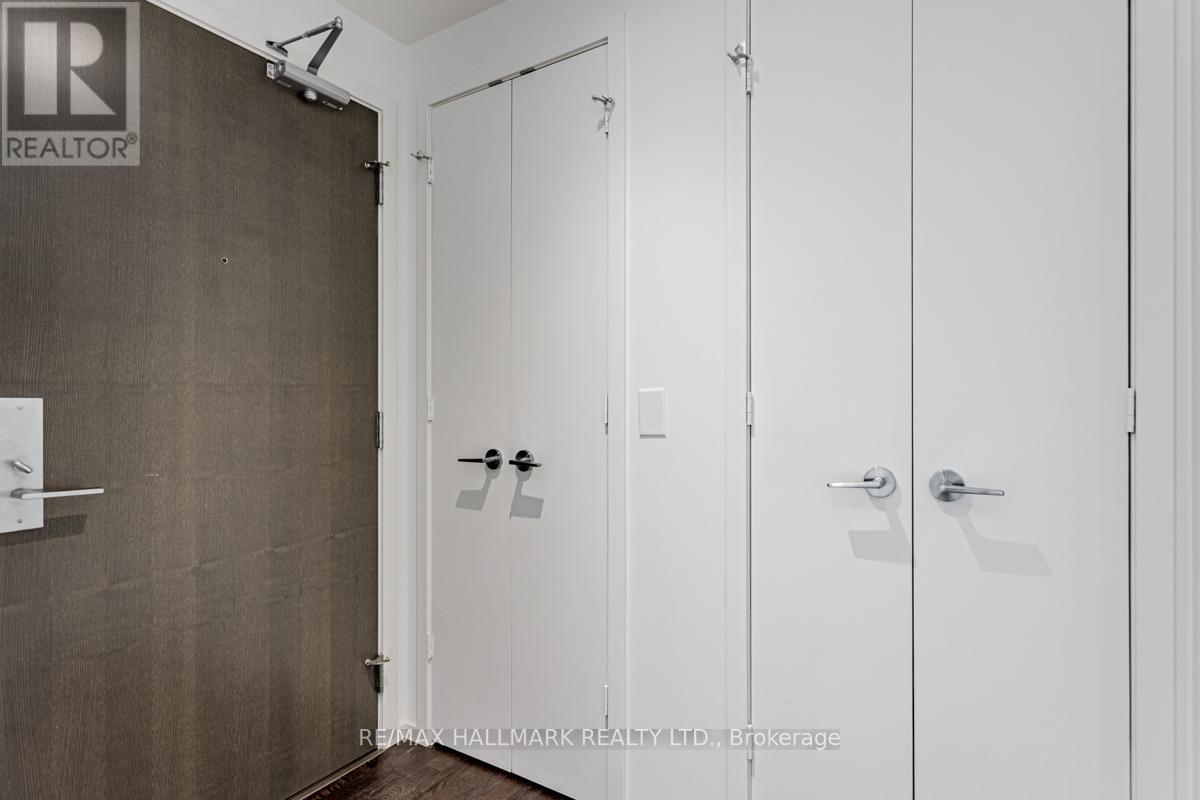 1706 - 101 Charles Street E, Toronto, Ontario  M4Y 0A9 - Photo 3 - C13514438