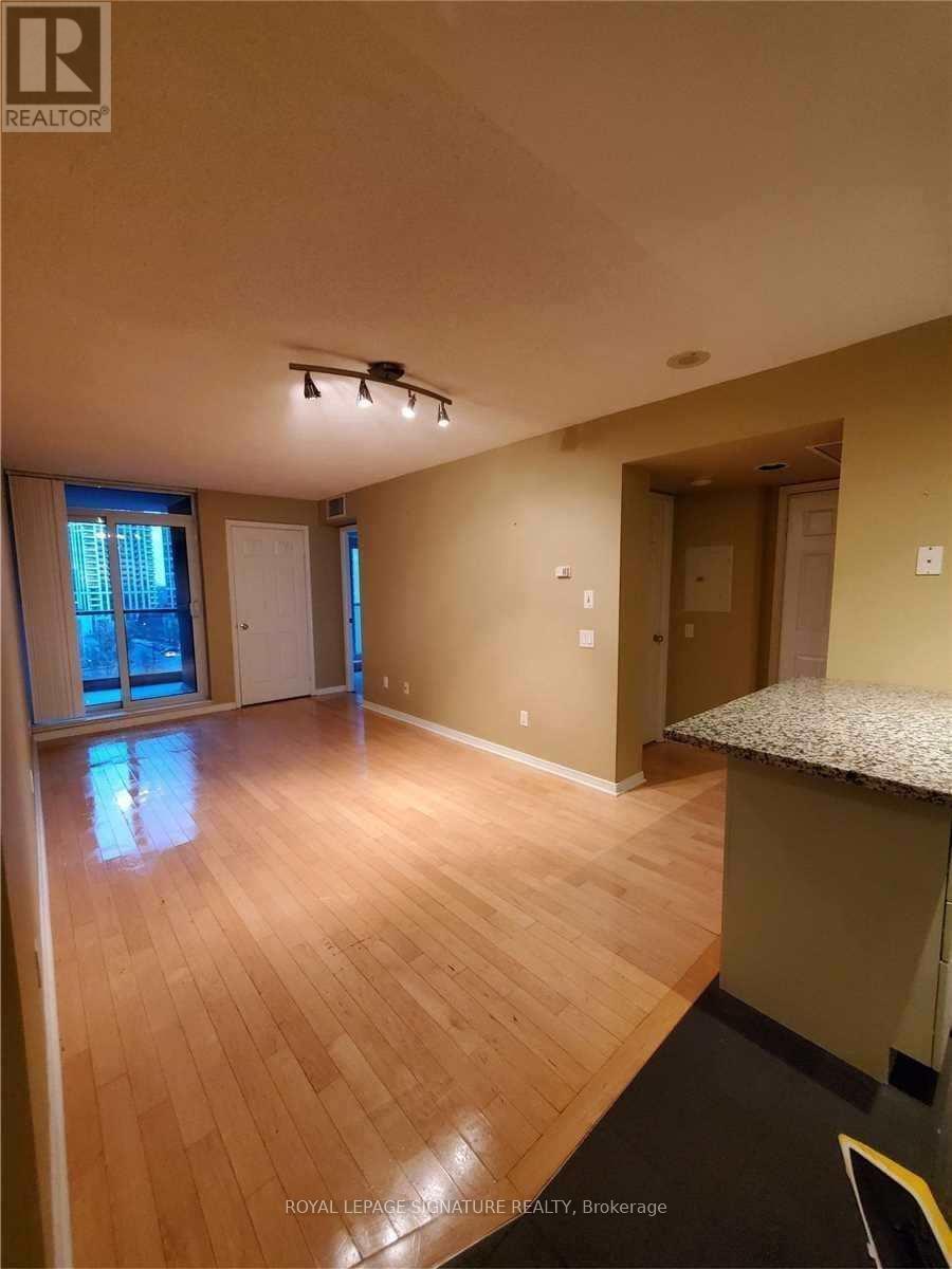 812 - 30 Harrison Garden Boulevard, Toronto, Ontario  M2N 7A9 - Photo 3 - C13514440