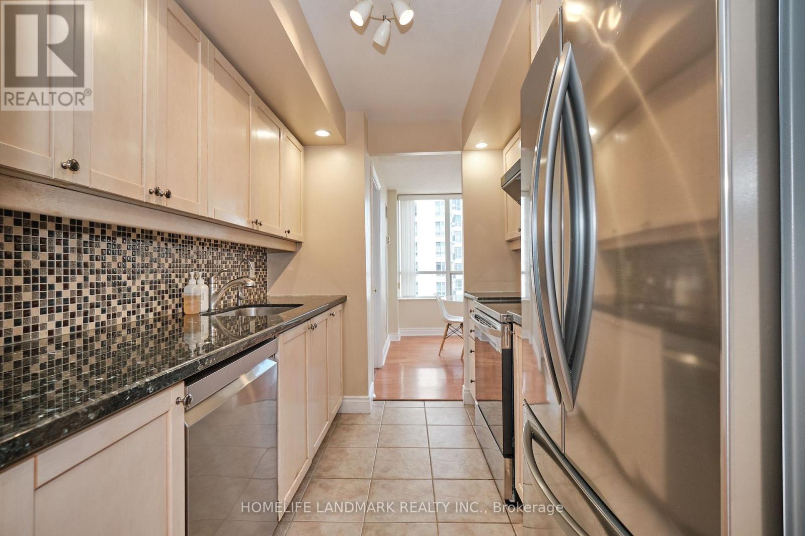 2119 - 15 Northtown Way, Toronto, Ontario  M2N 7A2 - Photo 12 - C13514542
