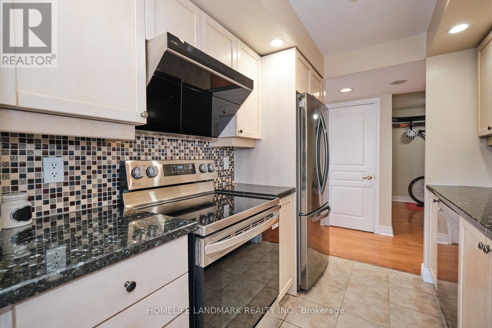 2119 - 15 Northtown Way, Toronto, Ontario  M2N 7A2 - Photo 13 - C13514542