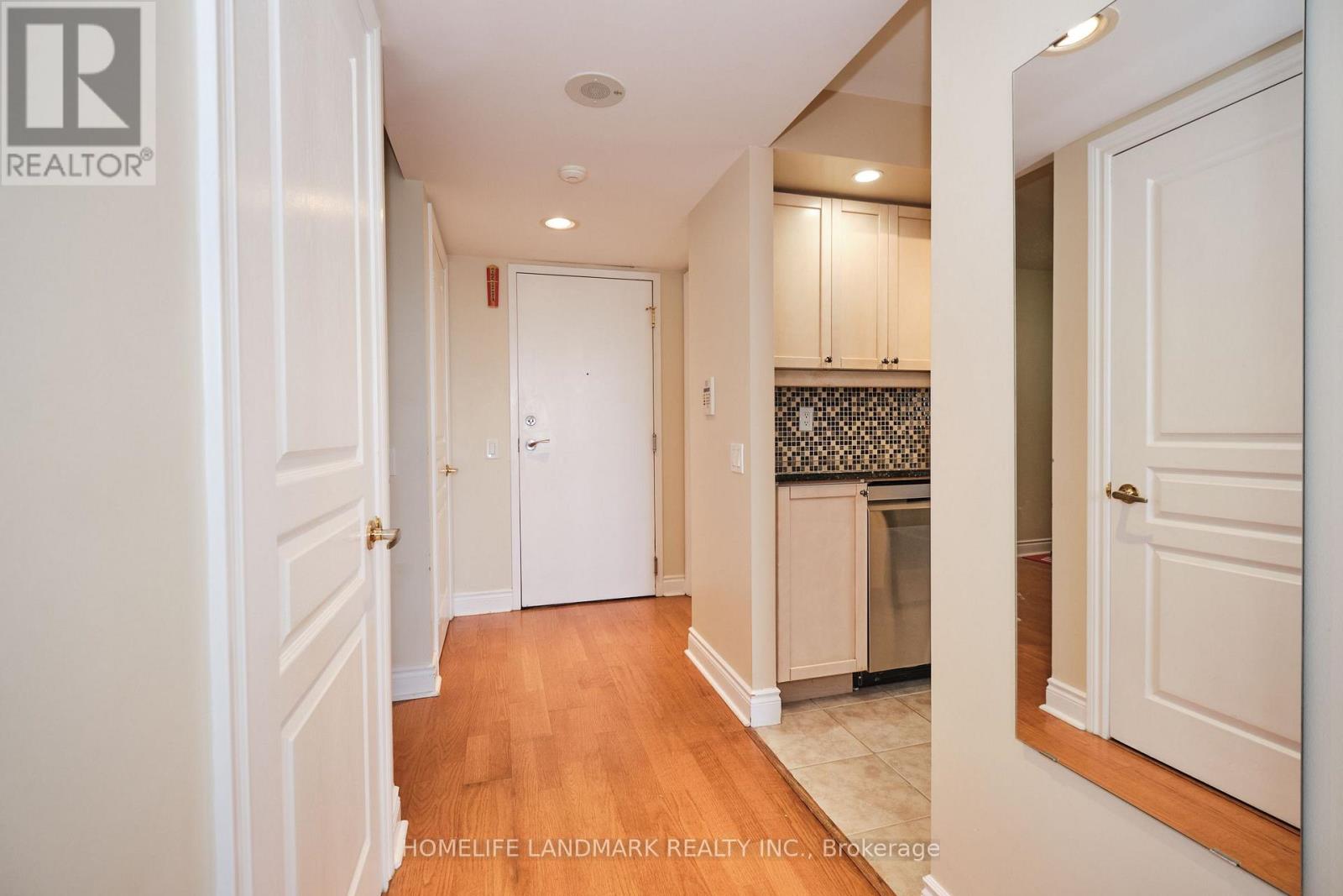 2119 - 15 Northtown Way, Toronto, Ontario  M2N 7A2 - Photo 26 - C13514542