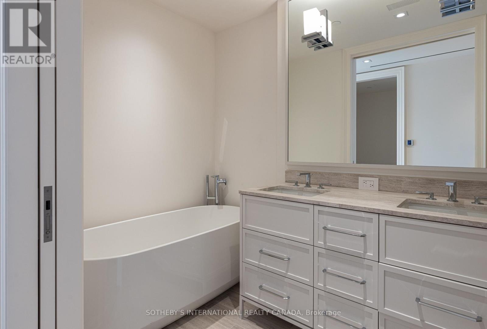 1102 - 89 Avenue Road, Toronto, Ontario  M5R 2G3 - Photo 28 - C13514554