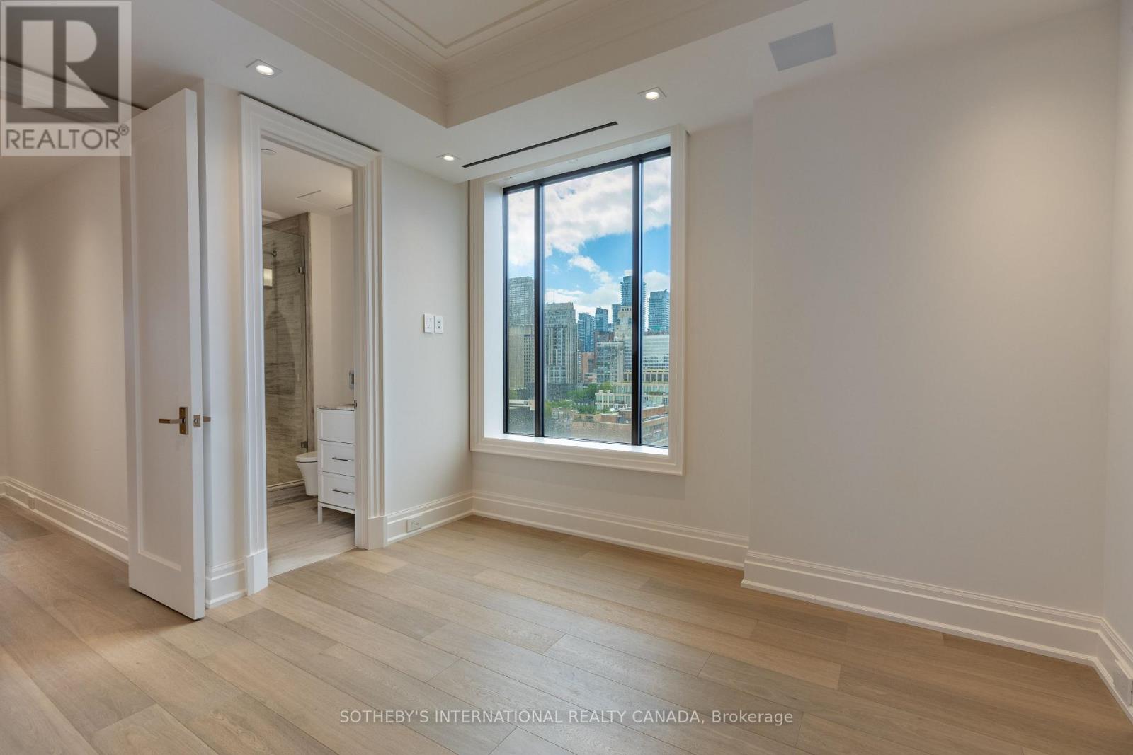 1102 - 89 Avenue Road, Toronto, Ontario  M5R 2G3 - Photo 30 - C13514554