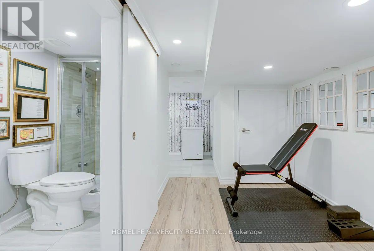 114 Springdale Boulevard, Toronto, Ontario M4J 1W9 - Photo 20 - E13514478
