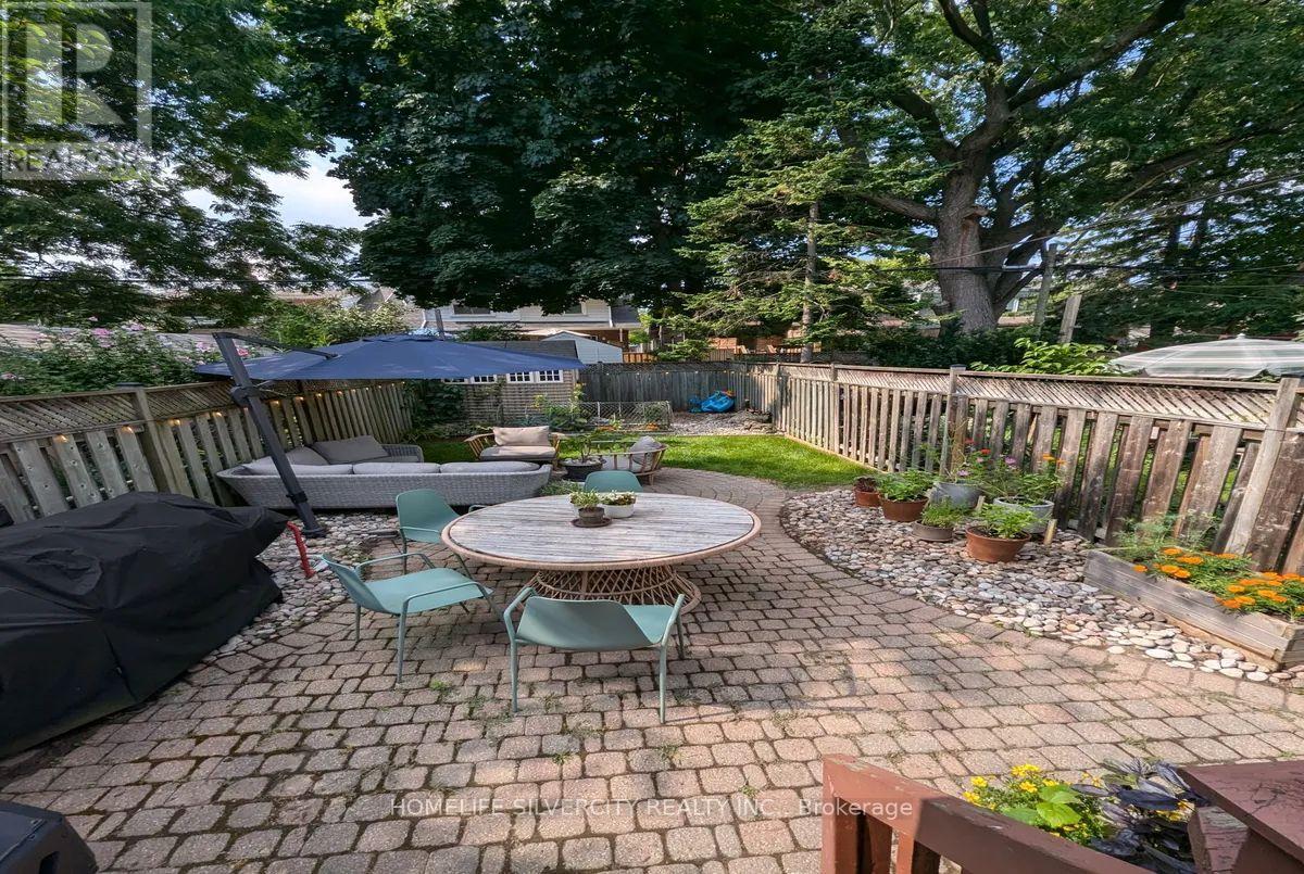 114 Springdale Boulevard, Toronto, Ontario M4J 1W9 - Photo 27 - E13514478